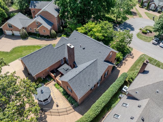 404 Chesterfield Pl, Franklin, TN 37064