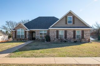 600 Corrigan, Lindale, TX 75771
