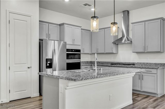 11828 Black Canary Avenue, Las Vegas, NV 89138