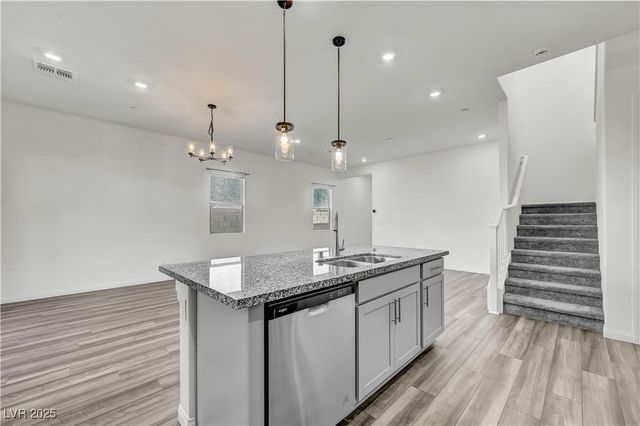 11828 Black Canary Avenue, Las Vegas, NV 89138