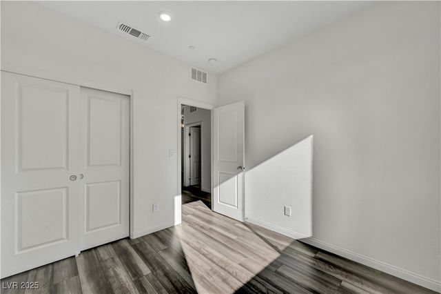 11828 Black Canary Avenue, Las Vegas, NV 89138