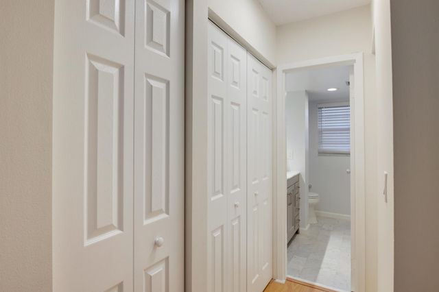 3810 Via Poinciana 401, Lake Worth, FL 33467