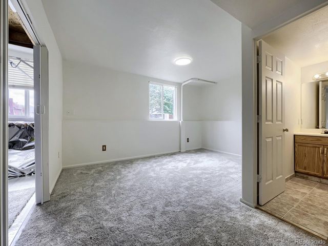 11852 Columbine St, Thornton, CO 80233