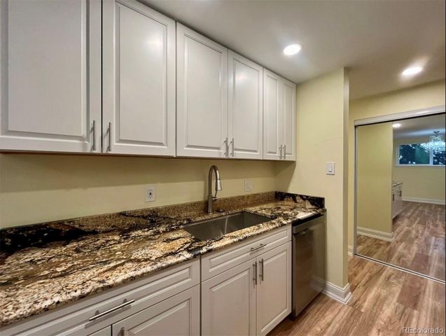 2375 S Linden Court 208S, Denver, CO 80222