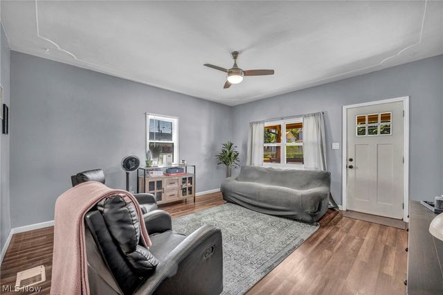 1007 Lake Avenue, Elyria, OH 44035