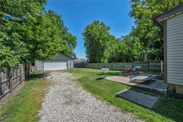 1007 Lake Avenue, Elyria, OH 44035