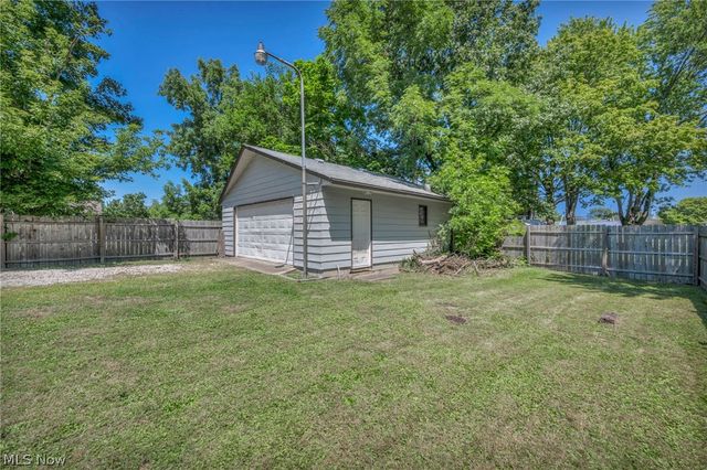 1007 Lake Avenue, Elyria, OH 44035