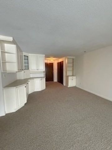 36 Jessica Drive H, Stoughton, MA 02072