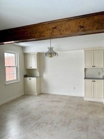 36 Jessica Drive H, Stoughton, MA 02072