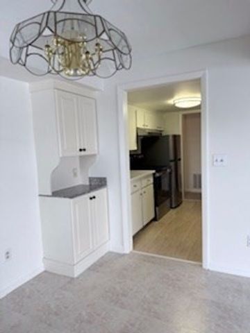 36 Jessica Drive H, Stoughton, MA 02072