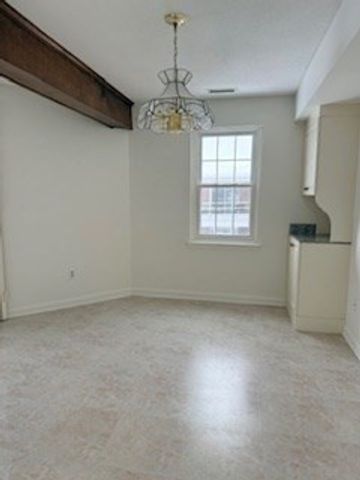 36 Jessica Drive H, Stoughton, MA 02072