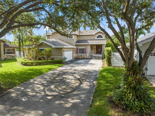 13870 SW 151st Ln, Miami, FL 33186