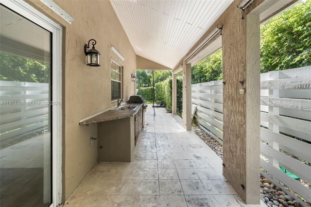 13870 SW 151st Ln, Miami, FL 33186