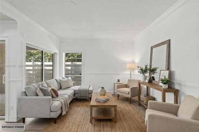 13870 SW 151st Ln, Miami, FL 33186