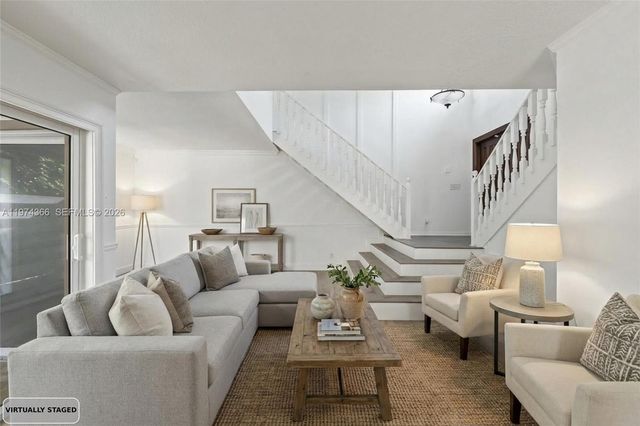 13870 SW 151st Ln, Miami, FL 33186