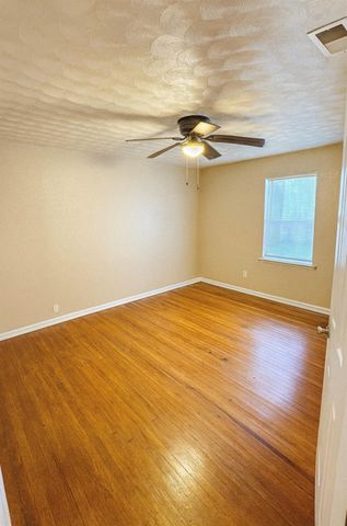 5717 Eunice Street, Texas City, TX 77591