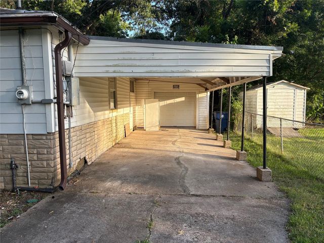 5717 Eunice Street, Texas City, TX 77591