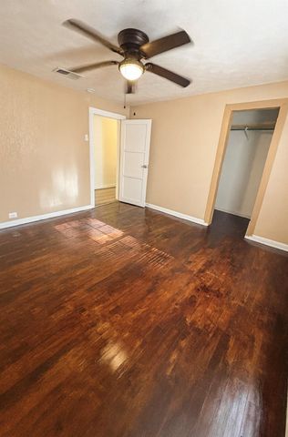 5717 Eunice Street, Texas City, TX 77591