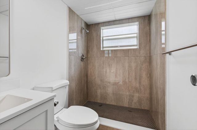 117 Brittany C, Delray Beach, FL 33446