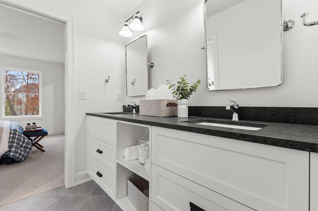 734 Shawnee Woods Road, Medina, MN 55340