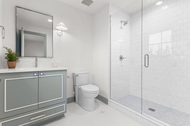 734 Shawnee Woods Road, Medina, MN 55340