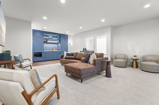 734 Shawnee Woods Road, Medina, MN 55340