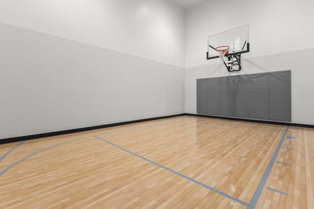 734 Shawnee Woods Road, Medina, MN 55340