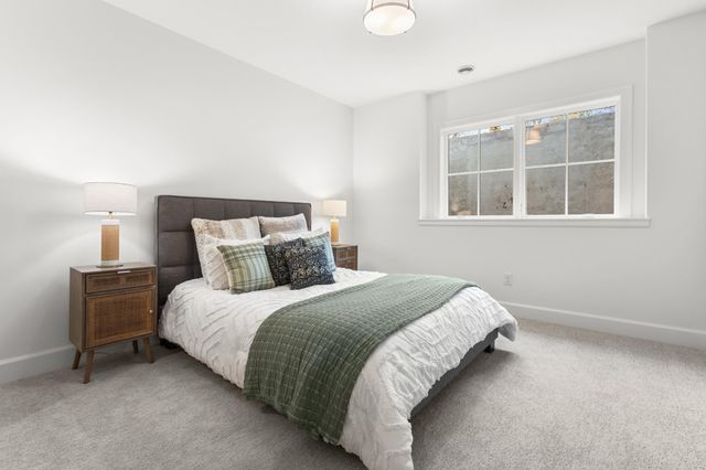 734 Shawnee Woods Road, Medina, MN 55340