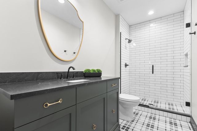 734 Shawnee Woods Road, Medina, MN 55340