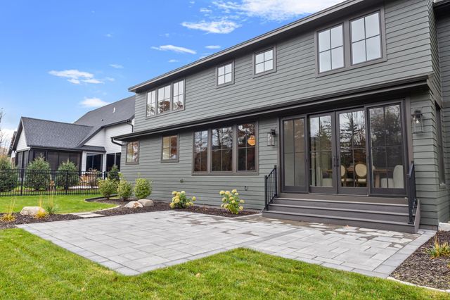 734 Shawnee Woods Road, Medina, MN 55340