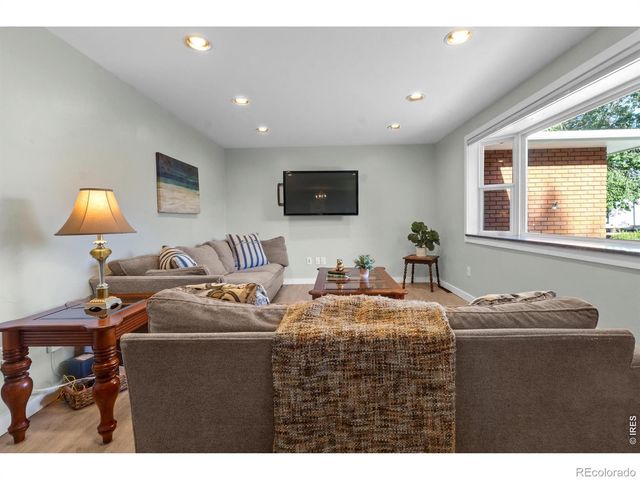 9325 Anhawa Avenue, Longmont, CO 80503
