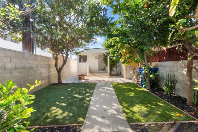 11945 Jefferson Blvd, Culver City, CA 90230