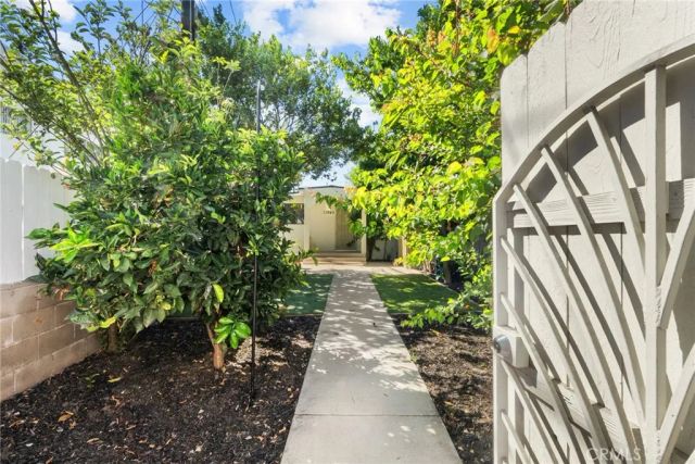 11945 Jefferson Blvd, Culver City, CA 90230