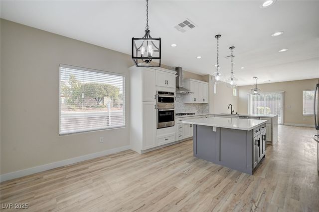 2603 Savannah Springs Avenue, Henderson, NV 89052