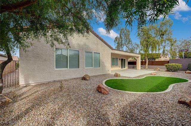 2603 Savannah Springs Avenue, Henderson, NV 89052