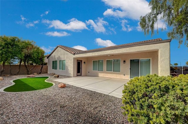 2603 Savannah Springs Avenue, Henderson, NV 89052