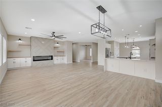 2603 Savannah Springs Avenue, Henderson, NV 89052