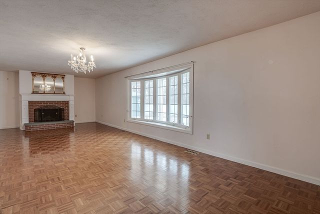 111 Bickford Hill Road, Gardner, MA 01440