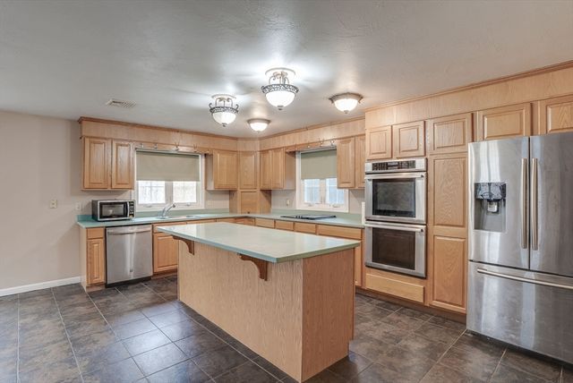 111 Bickford Hill Road, Gardner, MA 01440