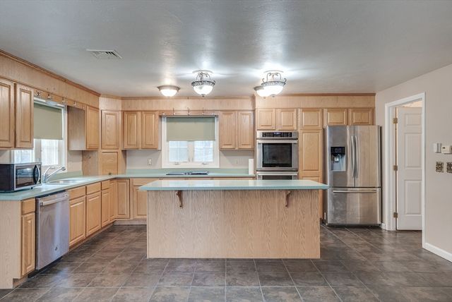 111 Bickford Hill Road, Gardner, MA 01440