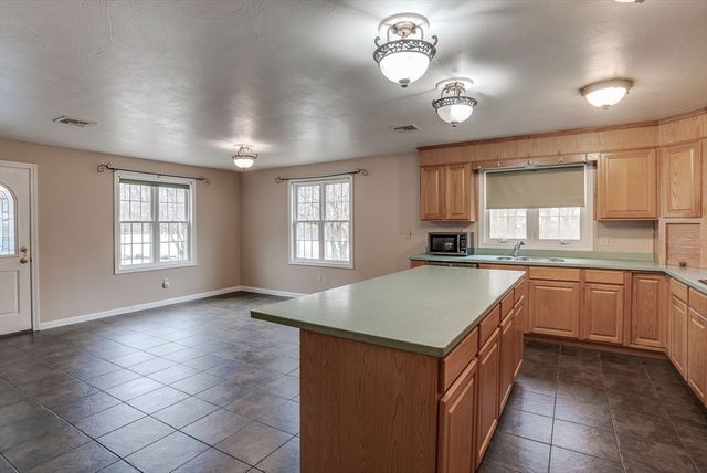 111 Bickford Hill Road, Gardner, MA 01440