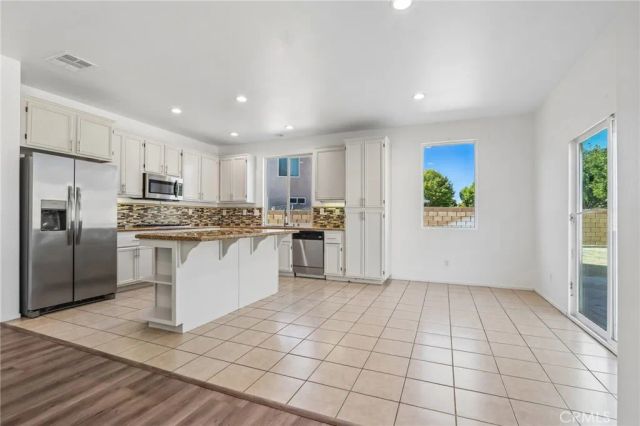 3147 W Lingard, Lancaster, CA 93536