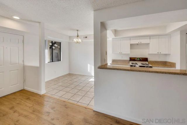 9489 Fairgrove Ln 103, San Diego, CA 92129