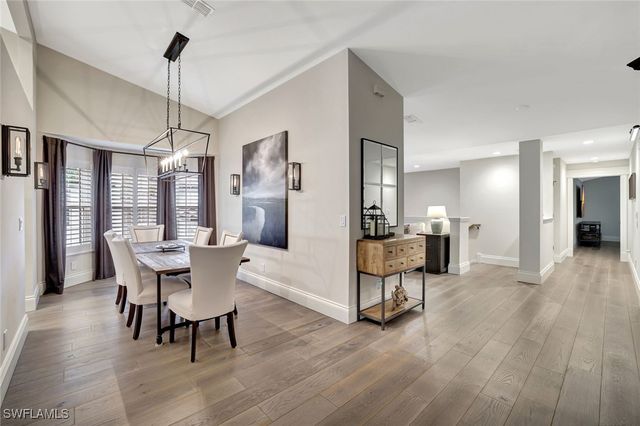 2540 Talon CT 504, Naples, FL 34105