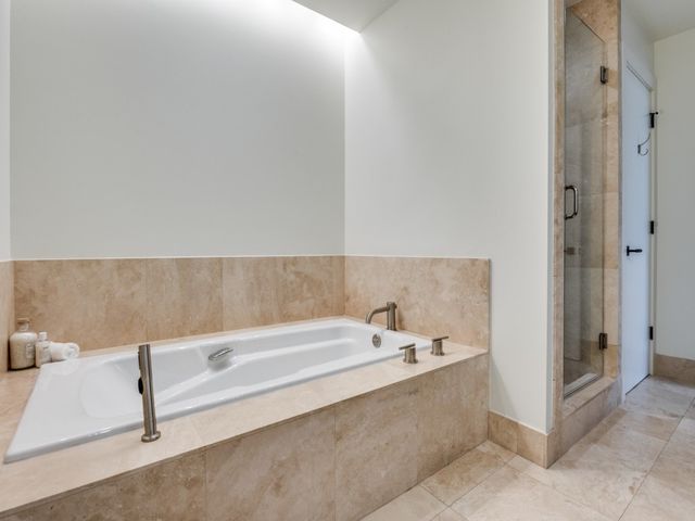 3111 Welborn Street 1306, Dallas, TX 75219