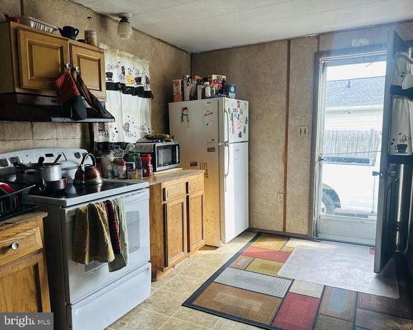 728 WOOLFORD ST, Seaford, DE 19973