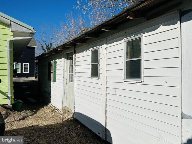 728 WOOLFORD ST, Seaford, DE 19973