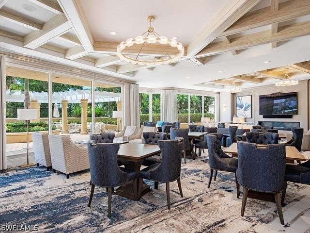 8787 Bay Colony DR 302, Naples, FL 34108