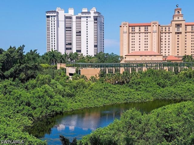 8787 Bay Colony DR 302, Naples, FL 34108