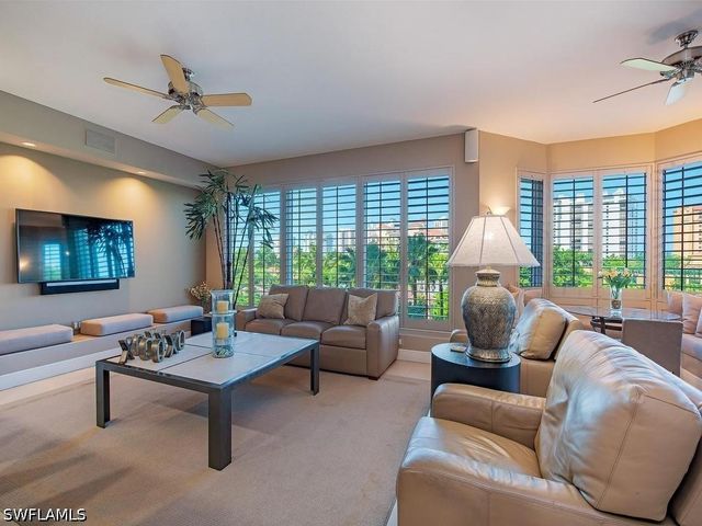 8787 Bay Colony DR 302, Naples, FL 34108